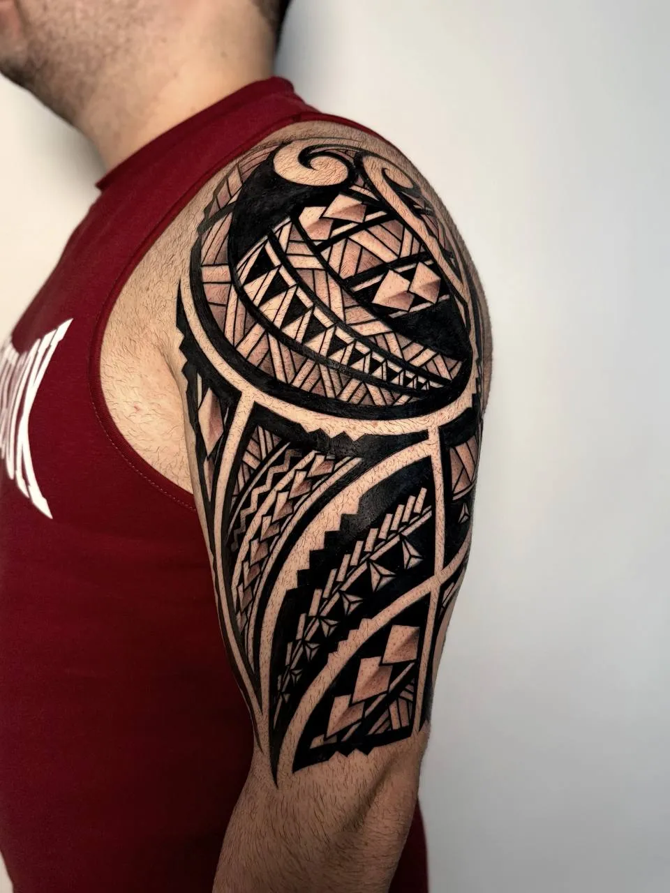 Maori-Tattoo – Arbeit von 13 Tattoo