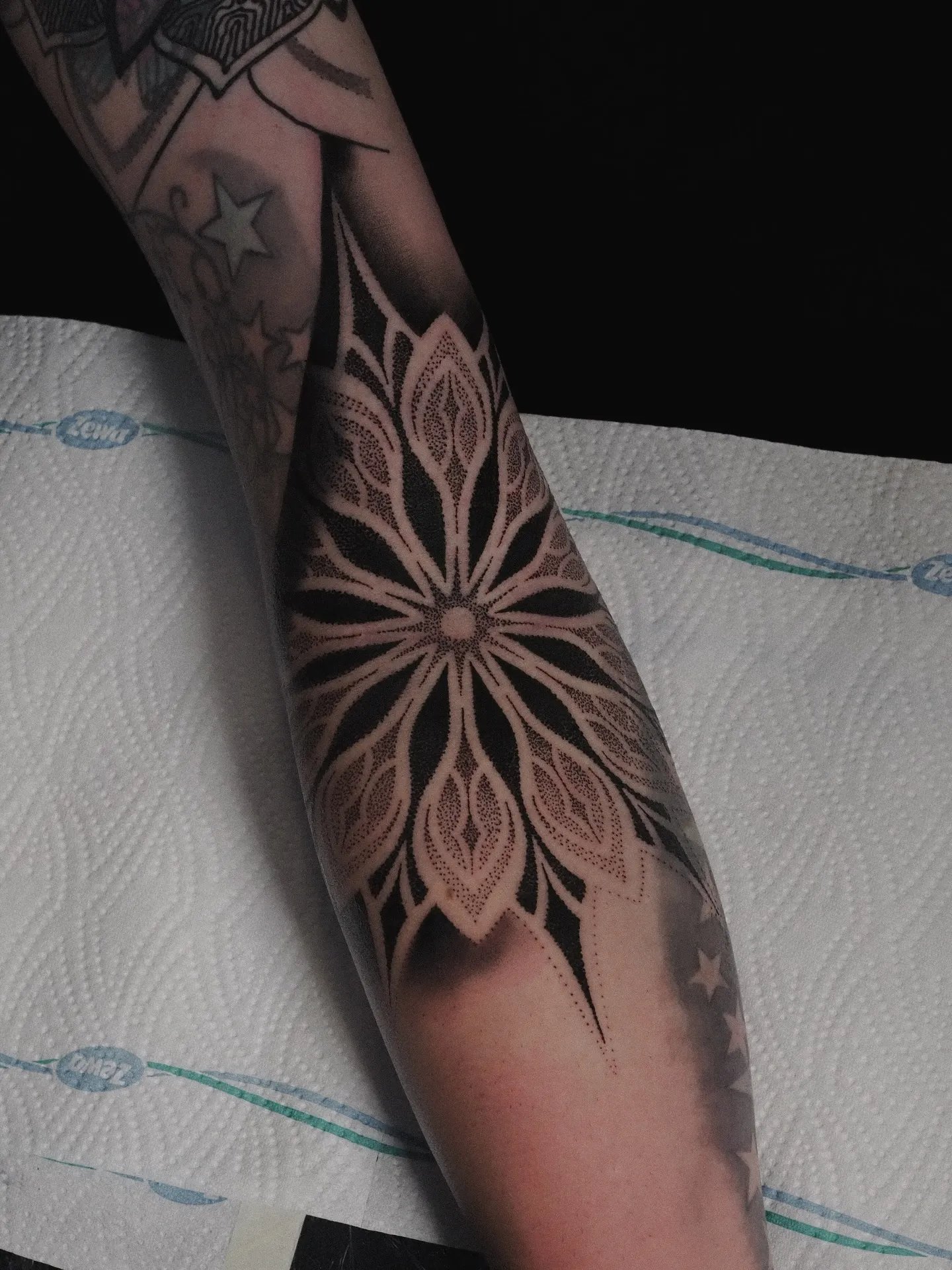 Ornamental & Mandala-Tattoo