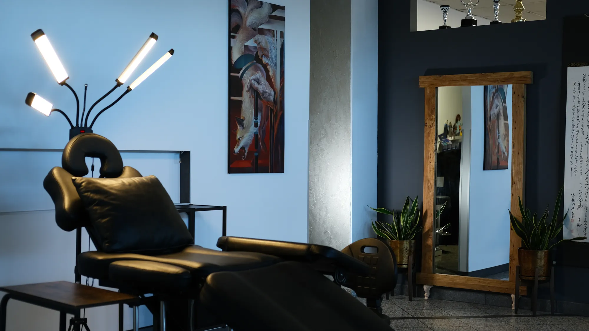 13 Tattoo – Tattoo-Platz · moody
